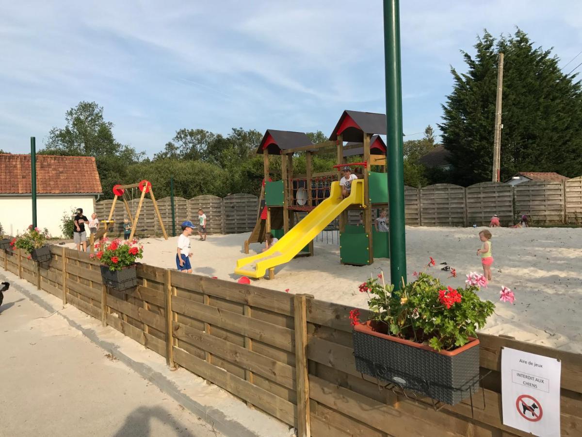 Camping La Garenne De Moncourt Rue  Exteriér fotografie