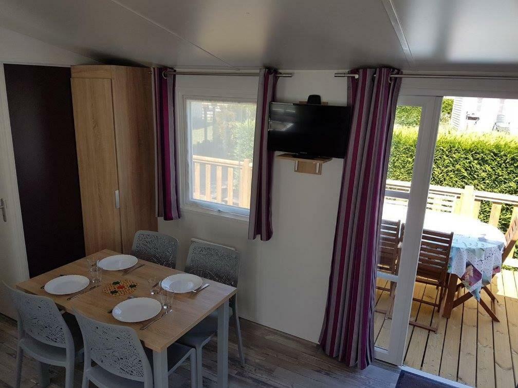 Camping La Garenne De Moncourt Rue  Exteriér fotografie